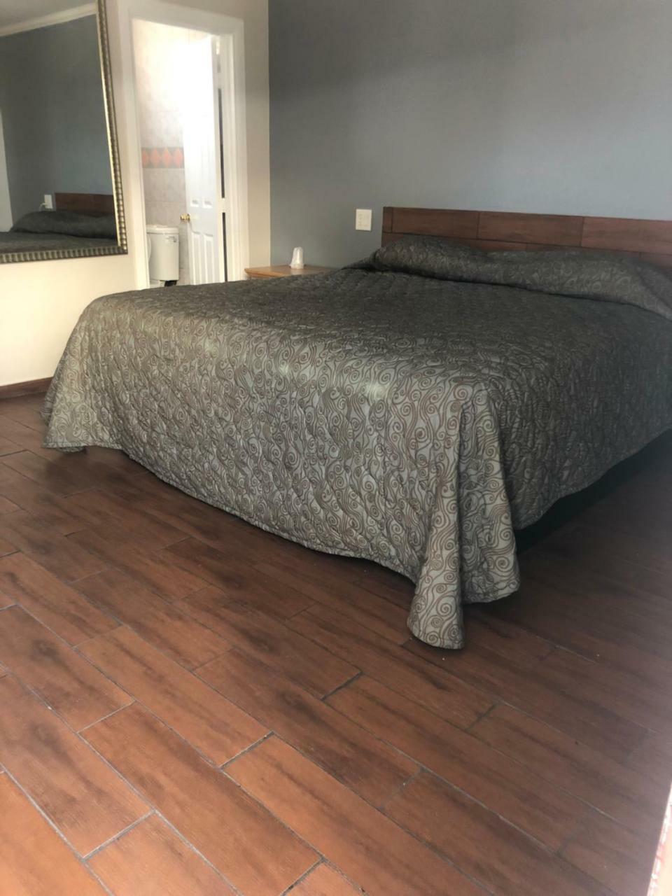 Mi Casa Motel Lynwood Dış mekan fotoğraf